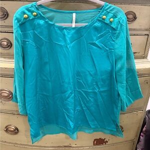 Women’s Light Emerald Green Casual/Dressy Top w/ Button & Sheer Detailing, Large